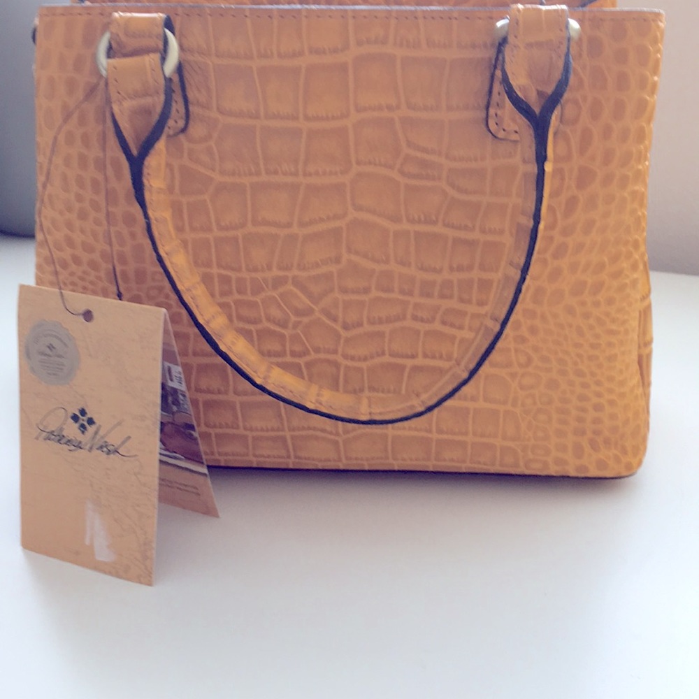 NWT Patricia Nash Bag